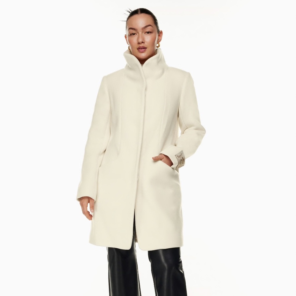 Aritzia Wilfred Cocoon Coat Cream Off-White